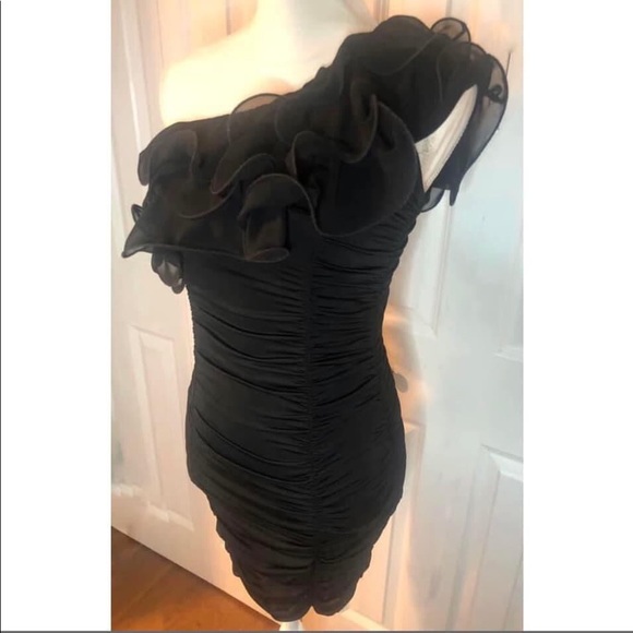 SOLD! Frederick’s of Hollywood -Sexy One-shoulder Ruffle Black Dress - Picture 4 of 10